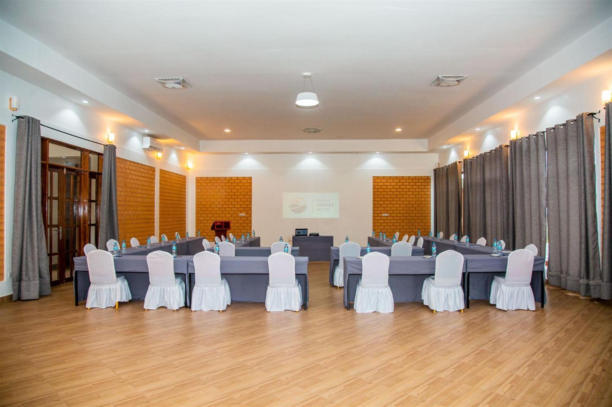 Iringa Sunset Hotel Екстер'єр фото